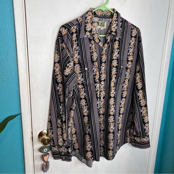 Ely Cattleman Other - ELY Cattleman vintage floral southwestern pearl snaps